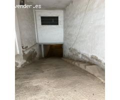 Crevillente, sensacional garaje con varias plazas.