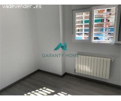 Se alquila bajo de 73 m. Exterior, completamente Reformado