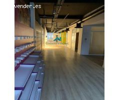 Local de alquiler en Salvador, Madrid