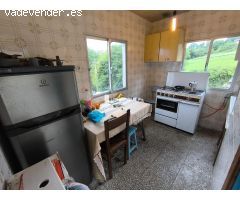 Casa Semireformada; con terreno. PARADA DE AMOEIRO.