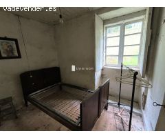 Casa con finca, para reformar a 15 km de Ourense. AMOEIRO.