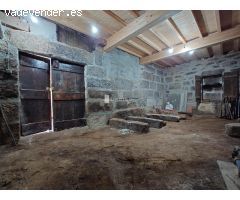 ¡Se vende CASA SEÑORIAL de piedra! con finca. EN LEIRO.