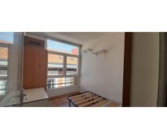 Piso en Venta en Madrid de las Caderechas, Madrid