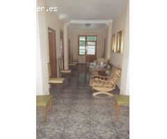 CASA HACIENDO ESQUINA