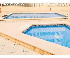 Piso en Alquiler en Torrevieja, Alicante