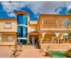 Villa en Venta en Orihuela, Alicante