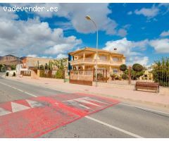 Villa en Venta en Orihuela, Alicante