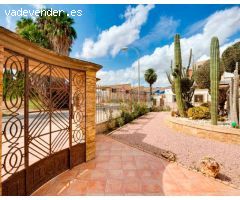 Villa en Venta en Orihuela, Alicante