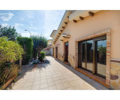 Chalet en Venta en Orihuela, Alicante