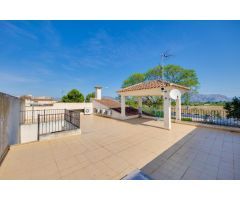 Chalet en Venta en Orihuela, Alicante