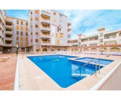Piso en Venta en Torrevieja, Alicante
