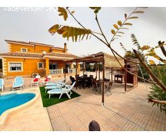 Villa en Alquiler en Elche/Elx, Alicante