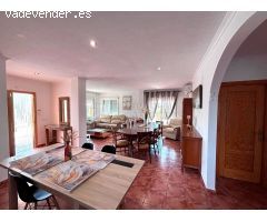 Villa en Alquiler en Elche/Elx, Alicante