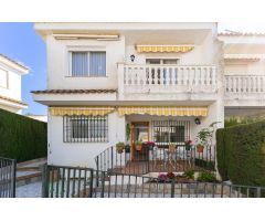 Venta de precioso chalet adosado