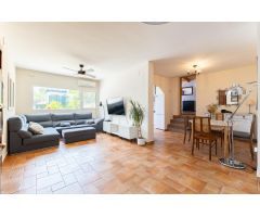¡¡Chalet en La Barraca con parcela de  2138 metros urbano!!