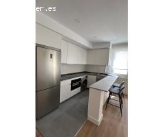 Luminoso apartamento interior a estrenar, totalmente reformado.