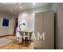Habitación luminosa y cómoda totalmente equipada.