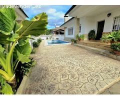 CHALET CON 2 PARCELAS Y 6 HABITACIONES  + PISCINA Y GARAJE PARA ENTRAR A VIVIR