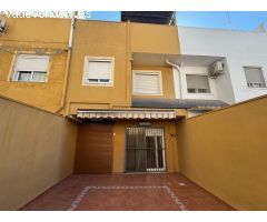 ALG228 - ADOSADO DE 285M2 EN LA CALLE FRANCESC RIBALTA DE ALGEMESÍ