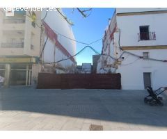 SUELO EN EL CENTRO DE CHICLANA , UBICACION INMEJORABLE !!!