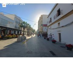 SUELO EN EL CENTRO DE CHICLANA , UBICACION INMEJORABLE !!!