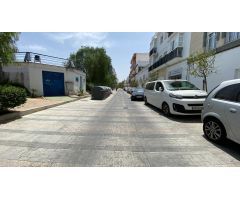 LOCAL EN ALQUILER EN EL CENTRO DE CHICLANA, CALLE PROXIMAMENTE PEATONAL.