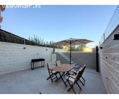 Apartamento en planta baja con piscina privada en Los Collados