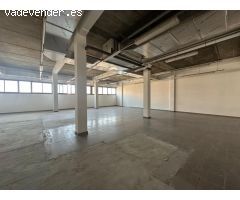 Local Comercial en Alquiler en Esplugues de Llobregat, Barcelona