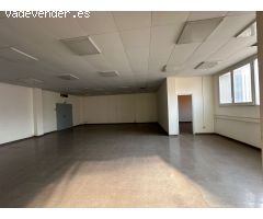 Local Comercial en Alquiler en Esplugues de Llobregat, Barcelona