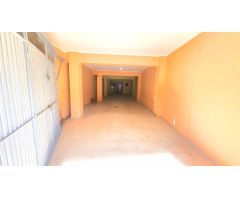 ¡Tu oportunidad en el corazón de Paterna! Espacio versátil de 100?m² junto al metro y la plaza del p