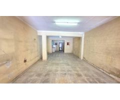 ¡Tu oportunidad en el corazón de Paterna! Espacio versátil de 100?m² junto al metro y la plaza del p