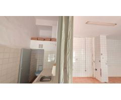 Se alquila local comercial diáfano de 46 m² junto a la Plaza del Pueblo y la Calle Mayor de Paterna.