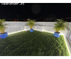 Casa a estrenar (tipo triplex) en venta en San Fernando, Gran Canaria.