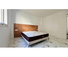 Casa a estrenar (tipo triplex) en venta en San Fernando, Gran Canaria.