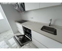 Casa a estrenar (tipo triplex) en venta en San Fernando, Gran Canaria.