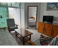 ¡Soleado apartamento en esquina con vistas panorámicas en Playa del Inglés – Su paraíso vacacional!