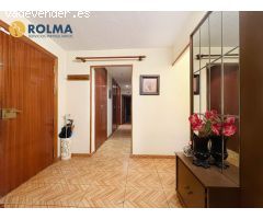 PISO DE CUATRO HABITACIONES Y DOS BAÑOS EN AVD. PABLO NERUDA