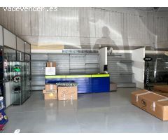 Espectacular nave industrial de esquina perfecta para tu negocio ubicada en polígono Martin Méndez.