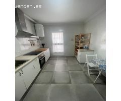 ¡Exclusiva vivienda en planta alta con Entrada Independiente en la Mejor Zona de San José!