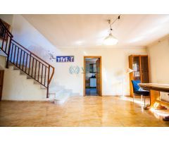 ESPECTACULAR CHALET CON PISCINA EN URBANITZACIONS DE LLEVANT, TARRAGONA
