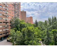 Luminoso piso exterior con vistas al parque – Marqués de Lozoya, Estrella (Madrid)
