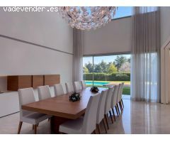 Exclusivo Chalet Independiente de Diseño Moderno en La Florida - Aravaca