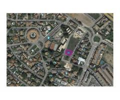 Parcela en venta  en la Eliana con acceso a dos calles