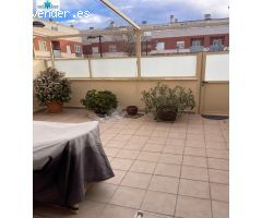 INMOHOUSE VENDE CHALET ADOSADO CON ZONAS COMUNES EN FACULTAD DE MEDICINA