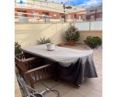 INMOHOUSE VENDE CHALET ADOSADO CON ZONAS COMUNES EN FACULTAD DE MEDICINA