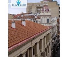 PISO EN VENTA ZONA CENTRO