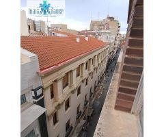 PISO EN VENTA ZONA CENTRO