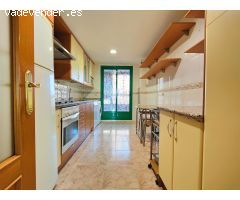 Vivienda AMUEBLADA con DOS DORMITORIOS y orientación SUR. En la Urb. Alcazar Real con PISCINA