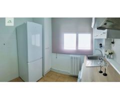 Piso en alquiler de 2 habitaciones  en calle Rector Sichar 1 4ª planta - Reformado