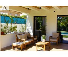 ESTUPENDO CHALET EN ZONA PLAYA MUCHAVISTA-LA FONT